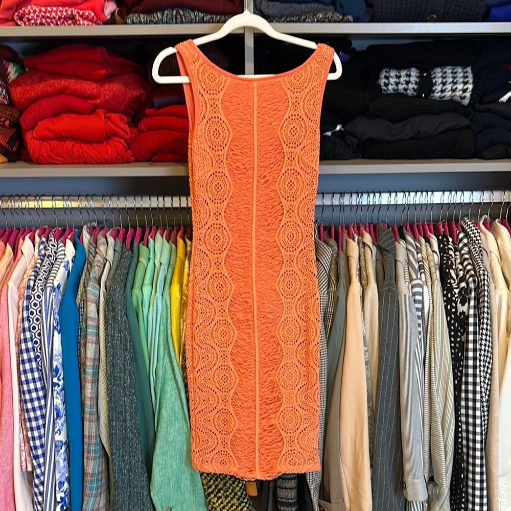 Bebe orange crocheted scoop back sleeveless bodycon dress size S